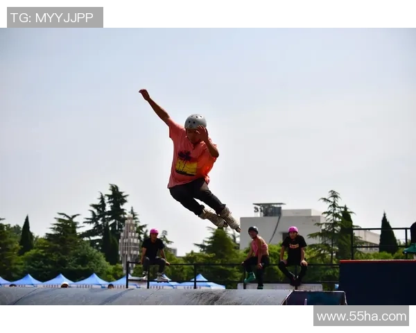 深圳极限运动队在全球耐力排行榜中荣登第九名展现非凡实力与拼搏精神